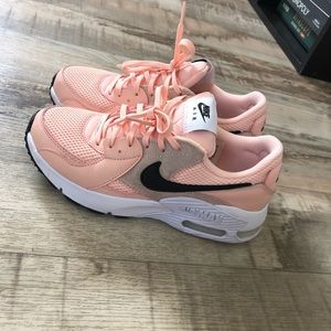 Nike AirMAX Only tried on